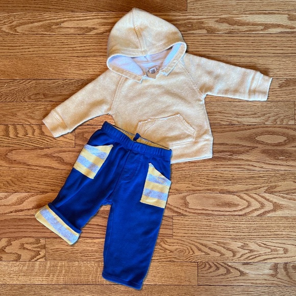 Other - Hoodie & Sweats, 6M